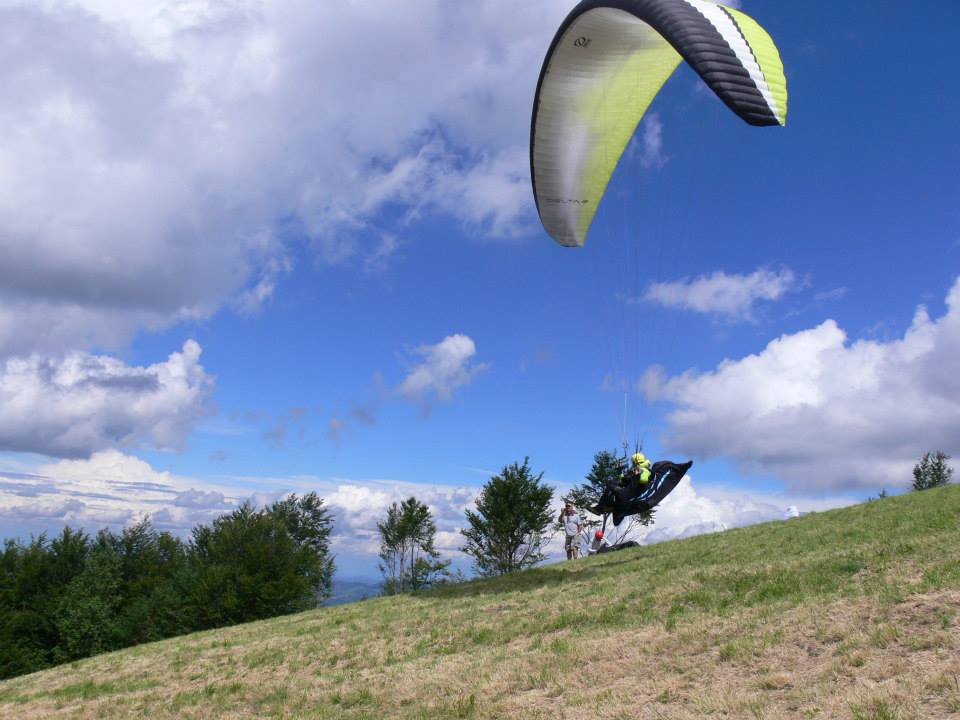 CONTRODINE TAPPA A SESTOLA ANNULLATA! A.S. Volo libero Monte Caio e